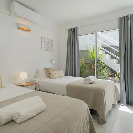 Casa Picon En Puerto Del Carmen, Con Terraza, Vistas Al Mar, Piscina Y Junto A La Playa Apartman *