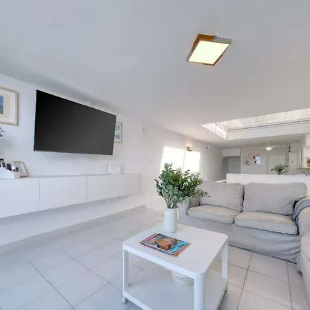 Casa Picon En Puerto Del Carmen, Con Terraza, Vistas Al Mar, Piscina Y Junto A La Playa Puerto del Carmen (Lanzarote)