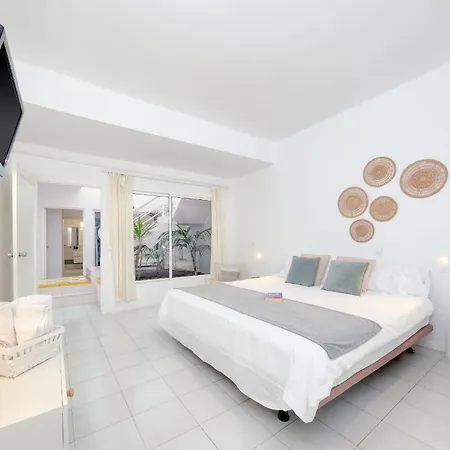 Casa Picon En Puerto Del Carmen, Con Terraza, Vistas Al Mar, Piscina Y Junto A La Playa Lejlighed Puerto del Carmen (Lanzarote)
