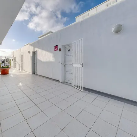 Casa Picon En Puerto Del Carmen, Con Terraza, Vistas Al Mar, Piscina Y Junto A La Playa Lejlighed *