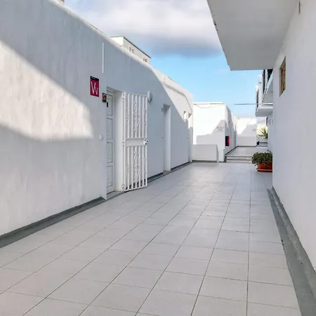 Casa Picon En Puerto Del Carmen, Con Terraza, Vistas Al Mar, Piscina Y Junto A La Playa Puerto del Carmen (Lanzarote)